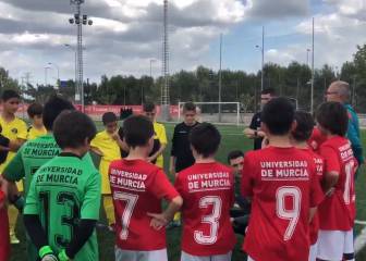 El árbitro de alevines que es un ejemplo para el mundo entero