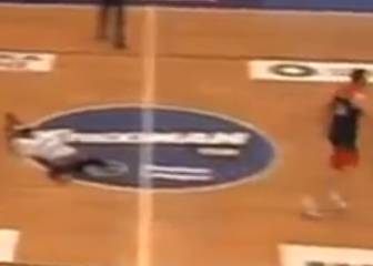 Pánico en Grecia: se desmaya y pierde el conocimiento 3 minutos