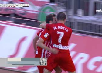 El Almería se agarra a Segunda a costa de un Granada en declive