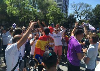 La euforia de la afición mexicana en Cibeles; Cántico para Messi incluido
