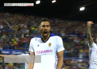 Borja Iglesias guía al Zaragoza al playoff con un hat-trick