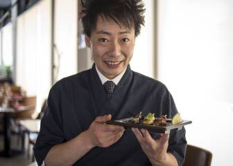 Cinco consejos para que Iniesta sobreviva a la comida en Japón