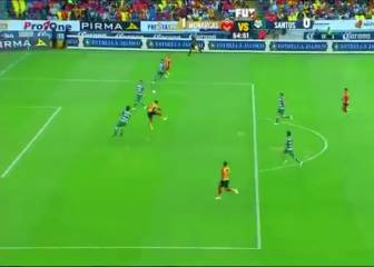 Cabezazo impecable: el primer gol de Ray Sandoval en México