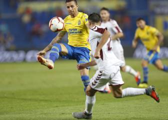 Un gol en propia puerta arruina la tarde a Las Palmas
