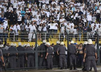 Hinchas del Santos desatan trifulca en Copa Libertadores