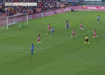 Huele a la revelación de LaLiga 1|2|3: gran gol de Jack Harper