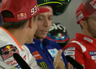 El video de la polémica: ¡Rossi se negó a darle la mano a Márquez!