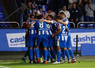 Quique, con un doblete, mete al Deportivo en zona de playoff