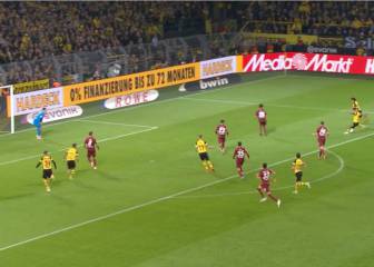 El gol de Achraf con el Borussia Dortmund: gran derechazo