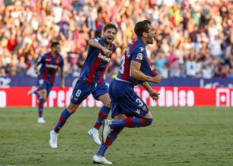El Levante sale del hoyo remontando al Alavés