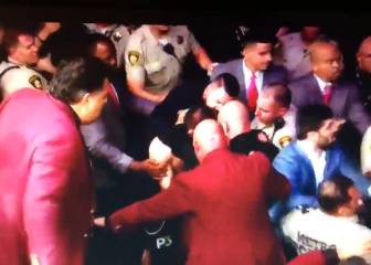 Se veía venir y se lió: tras el KO, Khabib saltó la jaula y se tiró contra el equipo de McGregor