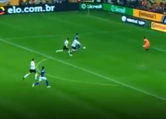 ¡Uruguayo anotó el gol del triunfo tras 25 horas de vuelo!