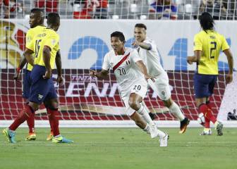 ¿Recuerdan el gol clave del Oreja Flores a Ecuador? ¡Revívanlo!
