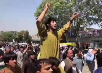Miles de afganos protestan en contra de la represión talibán