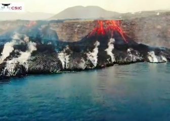 La espectacular imagen de la isla baja creada por la lava