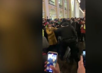 El vídeo en San Petersburgo que lleva 16M de visualizaciones por la valentía de 1.000 rusos