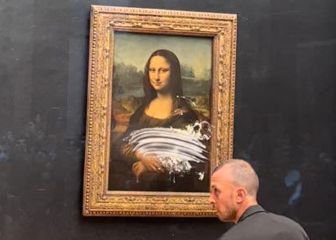 Lanzan una tarta a la Mona Lisa en el Louvre