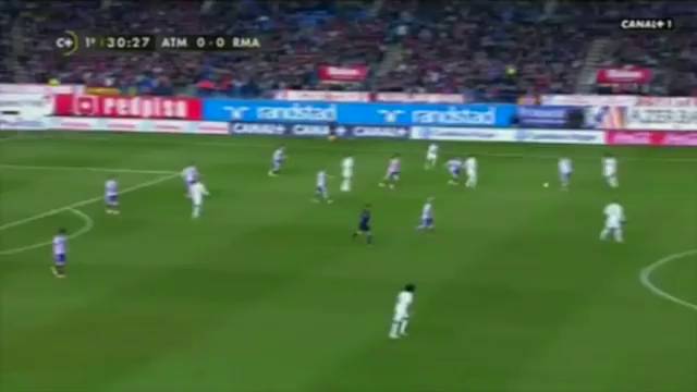 El Madrid: control y ataque; el Atleti: defensa y contra